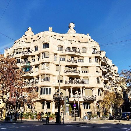 Rooms In Spacious Apartment In City Center Барселона Екстер'єр фото